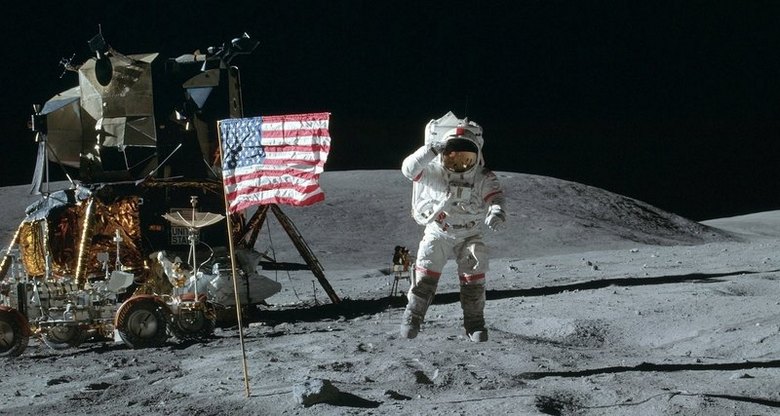 Gli americani dichiararono senza motivo la luna il loro territorio