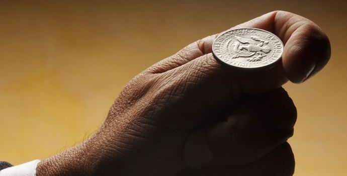 Gli americani hanno scelto il sindaco lanciando una moneta