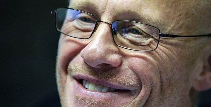 Il miliardario inglese ha parlato di un fantasma che vive nella sua dimora