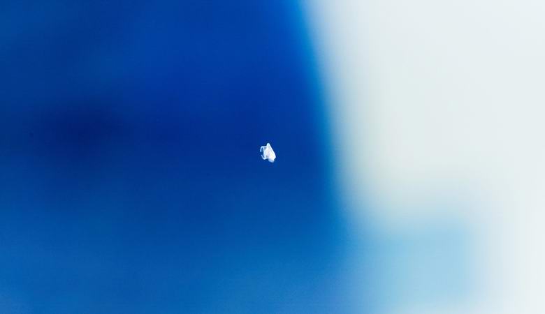 L'astronauta della NASA ha fotografato un UFO, facendo aspettare un po 'lo shuttle con un atterraggio