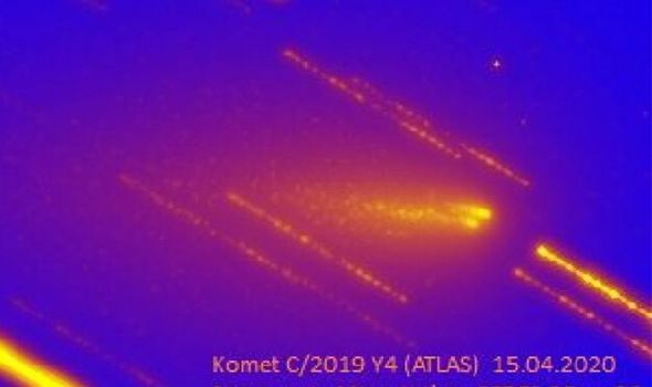 Gli astronomi catturano il decadimento della cometa ATLAS 