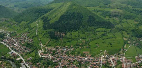 Piramide bosniaca - una sensazione gonfia?