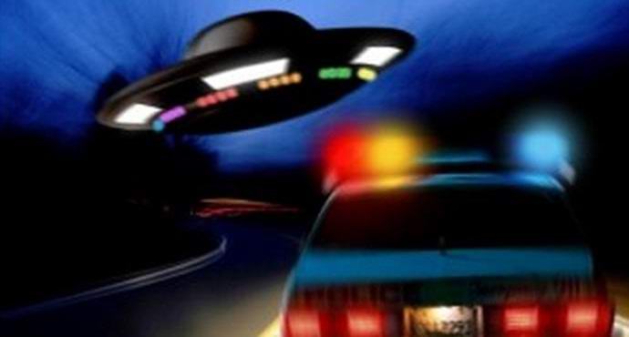 I poliziotti britannici hanno filmato un video UFO