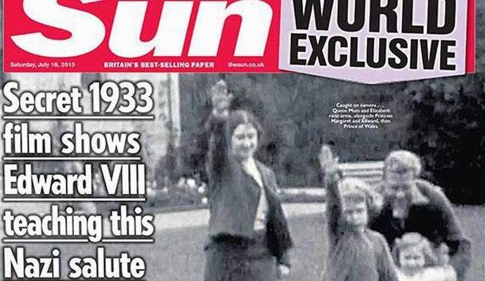 I giornalisti britannici hanno pubblicato una foto con un saluto nazista alla famiglia reale