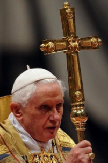 Le pagine nere della storia del Vaticano - di cosa parlano silenziosamente le mura della Cattedrale di San Pietro