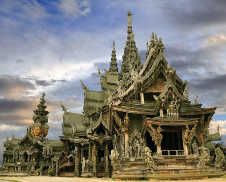 Il tempio della verità in legno in Tailandia: Prasat Satchatham
