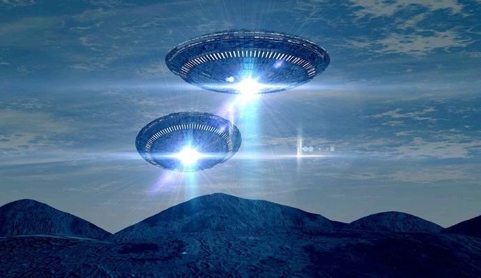 Due UFO hanno sorvolato la Francia