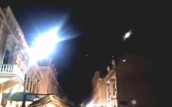 Venti UFO fotografati su Belgrado