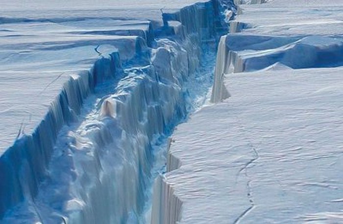 Un'altra crepa nel ghiaccio dell'Antartide: in che modo questo minaccia il pianeta?