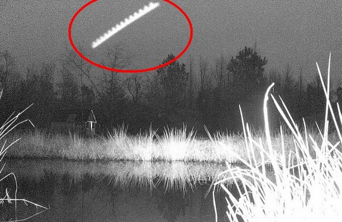 Le forme di UFO a volte sono semplicemente fantastiche.