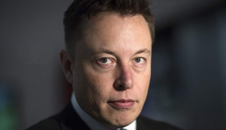 Elon Musk avverte della terza guerra mondiale e dice come sopravvivere