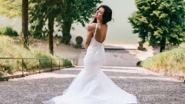 perché sognare di vedersi in un abito da sposa per una donna sposata 