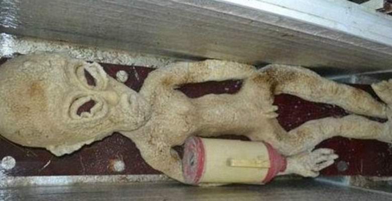 I cinesi tengono il corpo dell'alieno nel frigorifero?