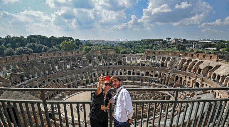 Noleggio selfie bello? Per favore ...