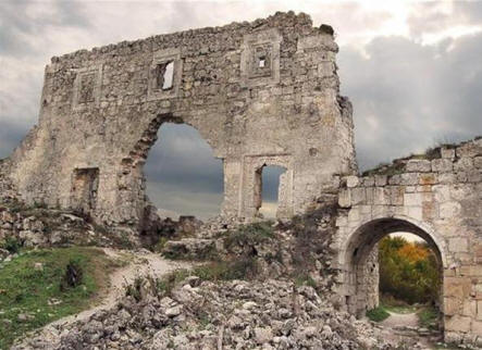 Mangup - una fortezza creata dalla natura