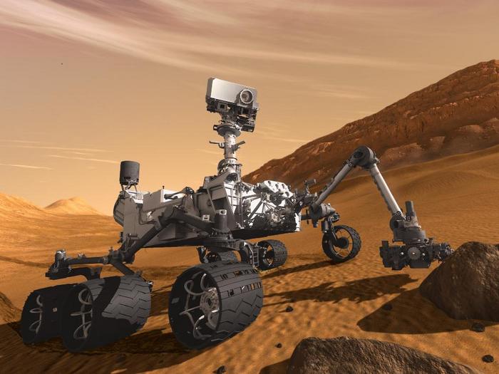 Il rover Curiosity continua a inviare foto interessanti