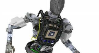 Opinione del professore: entro il 2040 i robot pattugliano le strade delle città