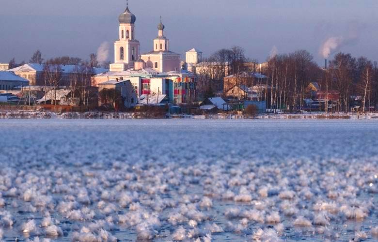 Sul lago Valdai fiorì