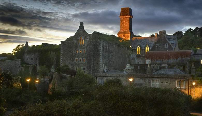 Il fantasma di un assassino in prigione è andato in video