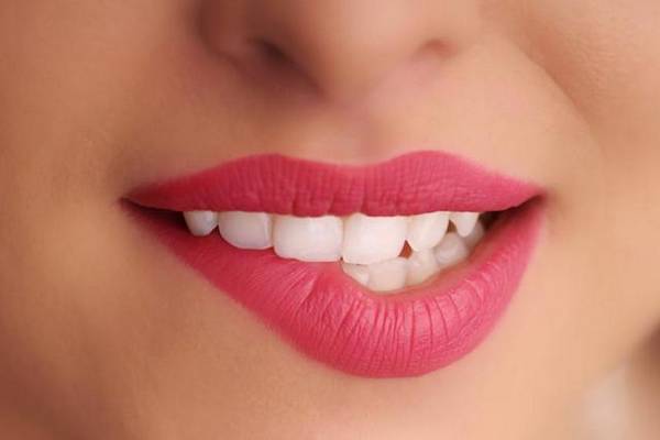 brufolo sul labbro presagio brufolo sul labbro presagio