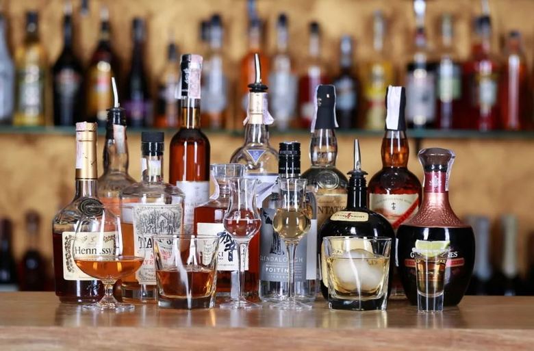 Non può essere: l'alcool sintetico sostituisce l'alcool naturale