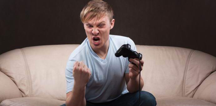 Il tedesco ha dato alla ragazza un tranquillante in modo che non interferisse con il suo modo di suonare.