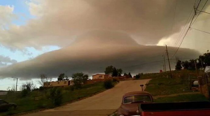 Gli oggetti non identificati nel cielo continuano a stupire e persino a spaventare i cittadini