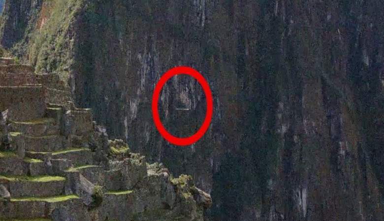 UFO ha visitato l'antica città sacra di Machu Picchu