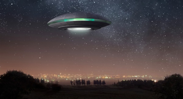 Gli UFO continuano a volare come se nulla fosse successo