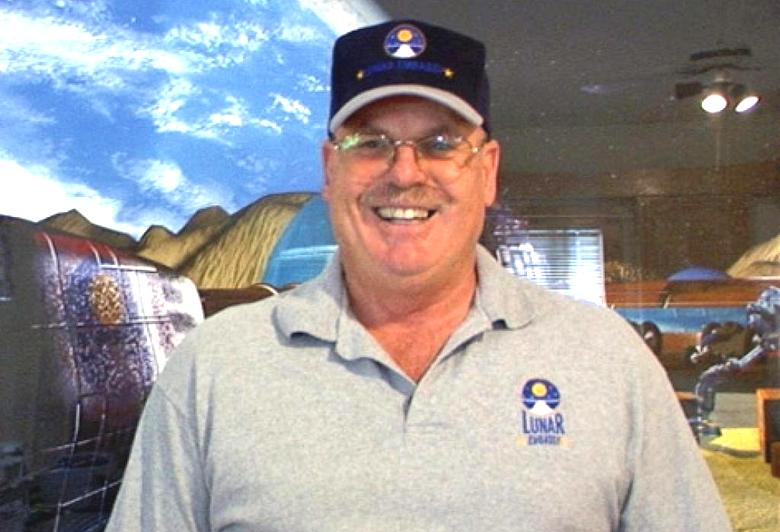 Gli imprenditori spaziali che acquistarono trame sulla luna e arricchirono così l'inventivo americano