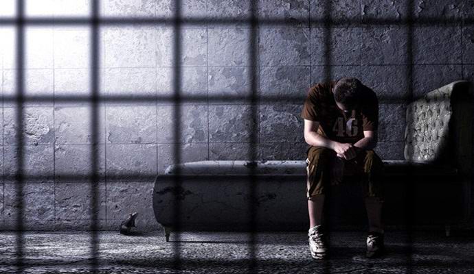 I criminali del futuro scontano le loro sentenze