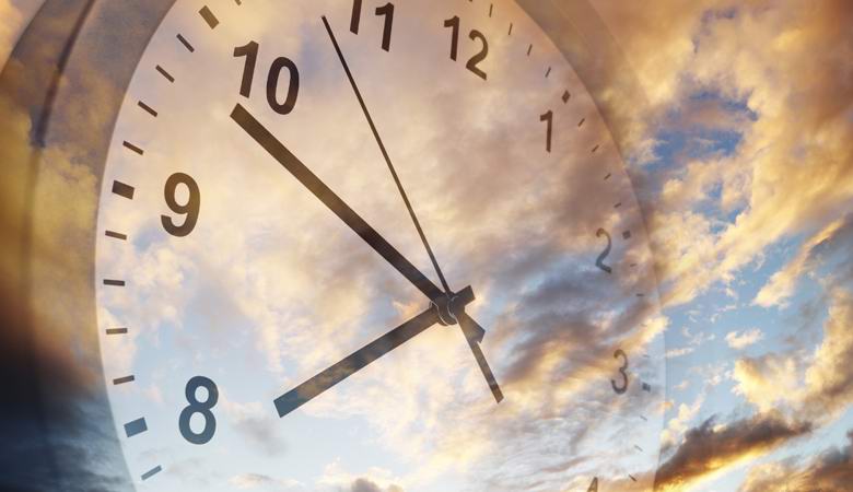 Il viaggiatore del tempo ha superato il test del rilevatore di bugie troppo facilmente.