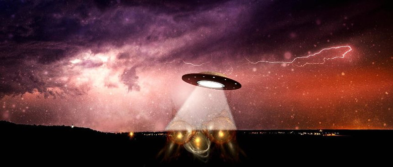 Un bambino che ha letteralmente attratto alieni e UFO