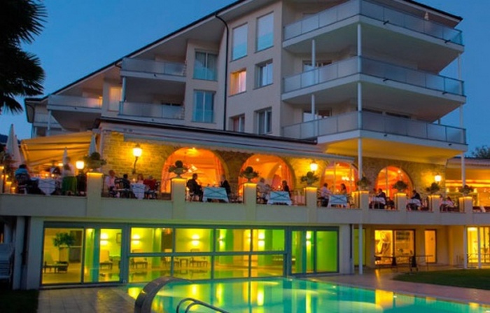 I turisti russi continuano a sorprendere e persino scioccare all'estero