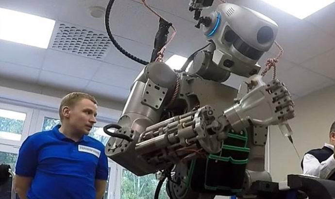 Gli scienziati russi hanno introdotto un robot spaziale umanoide