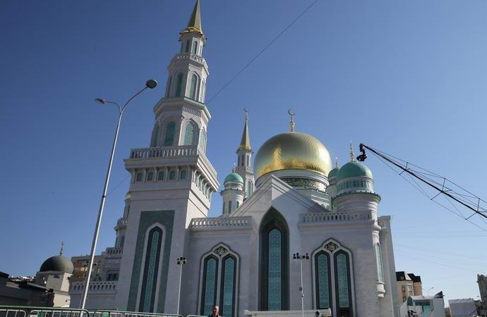 La Russia ha aperto la più grande moschea in Europa