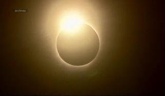 Eclissi solare: in Africa il giorno si è trasformato in notte