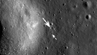 Sito di atterraggio della sonda Changye-3 e rover lunare cinese Yutu nell'immagine dalla sonda LRO
