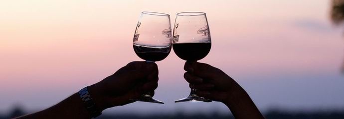 L'alcol e l'amore agiscono allo stesso modo su di noi.