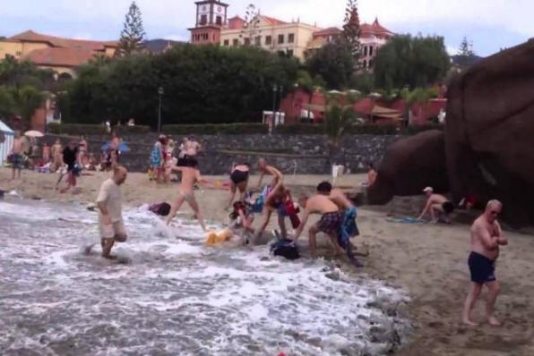 Uno strano tsunami ha colpito la spiaggia di Odessa