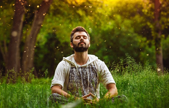 Gli scienziati hanno combinato la meditazione con la stimolazione elettrica. Cosa ne è derivato