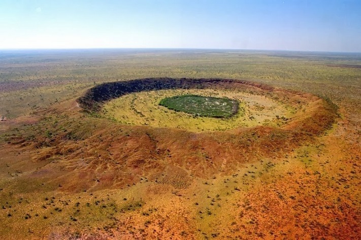 Gli scienziati hanno scoperto l'origine del cratere australiano