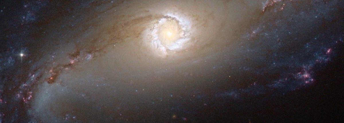 Gli scienziati hanno scoperto circa 500 misteriose esplosioni nei nuclei galattici 