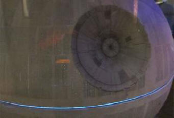 Gli scienziati offrono alla NASA di esplorare un asteroide di metallo gigante