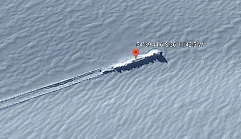 L'ufologo Tyler Glockner ha scoperto una nave aliena che si è schiantata nel Subantartico