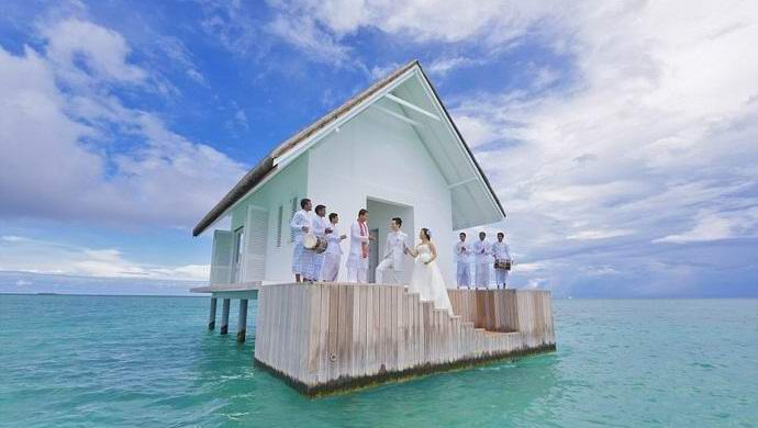 Nell'Oceano Indiano è apparso un anagrafe galleggiante