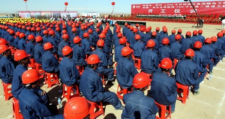 La Cina prevede di passare a una settimana lavorativa di quattro giorni