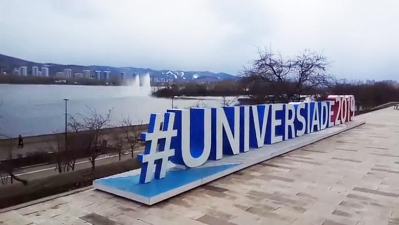 A Krasnoyarsk, testate fontane uniche sul fiume Yenisei