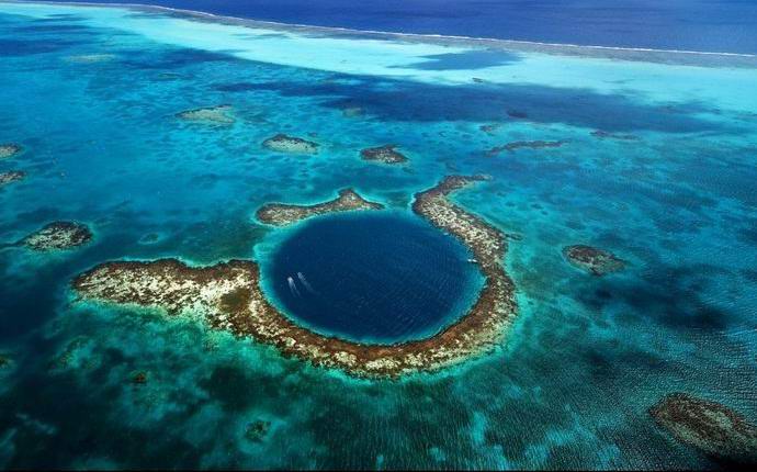 Incredibili oasi di vita scoperte nelle Isole Mariana