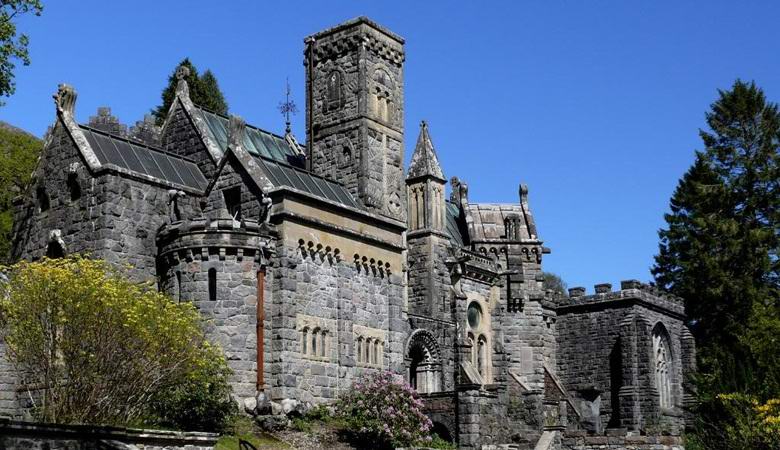 Lo spirito è stato fotografato nella vecchia chiesa